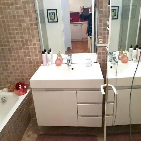 Апартаменти De 2 Chambres Avec Terrasse Amenagee Et Wifi A Raphael A 3 Km De La